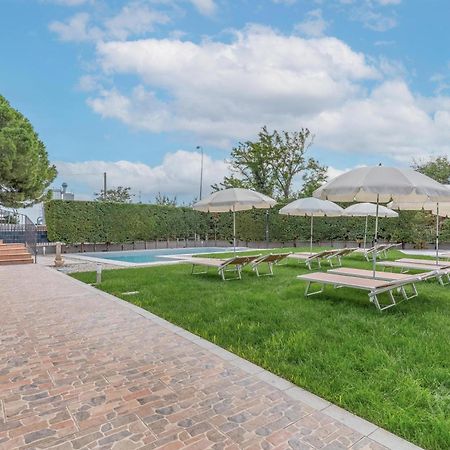 קסטלנואובו דל גארדה -Free Pool And Parking- Garda House Apartments מראה חיצוני תמונה
