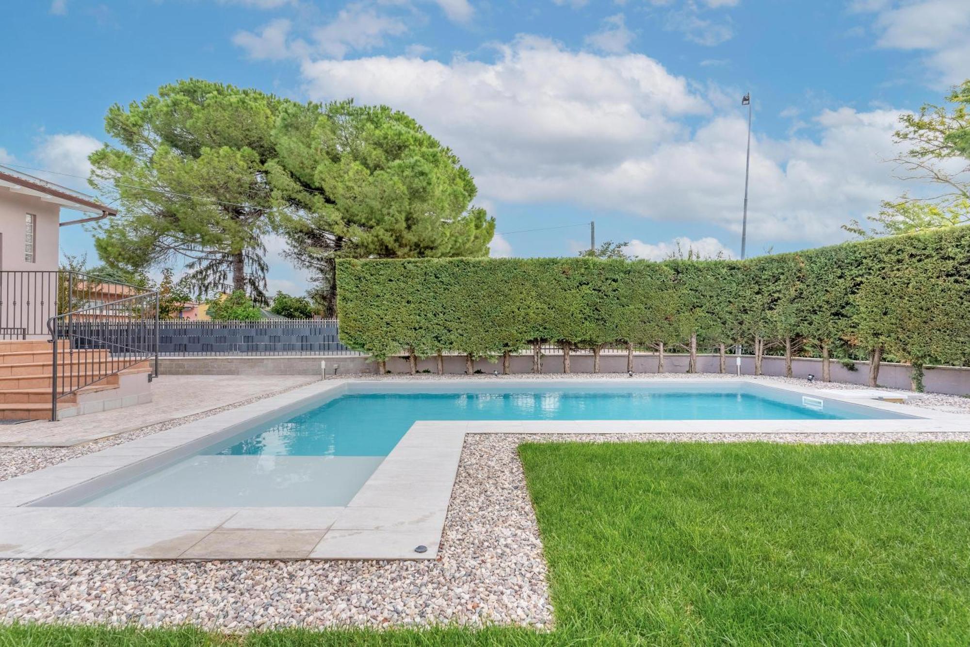 קסטלנואובו דל גארדה -Free Pool And Parking- Garda House Apartments מראה חיצוני תמונה