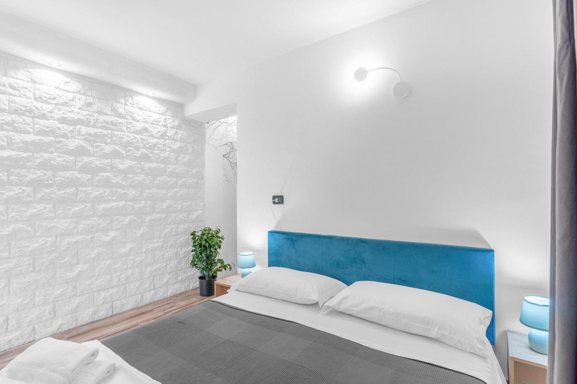 קסטלנואובו דל גארדה -Free Pool And Parking- Garda House Apartments מראה חיצוני תמונה