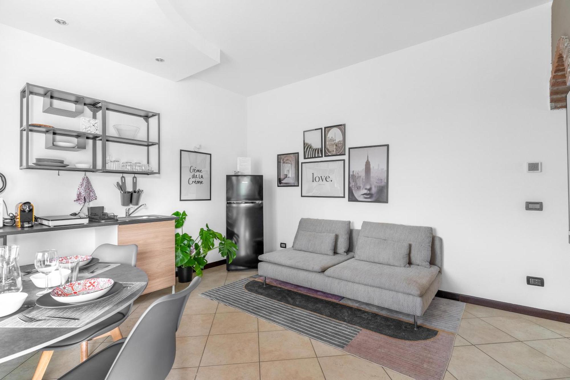 קסטלנואובו דל גארדה -Free Pool And Parking- Garda House Apartments מראה חיצוני תמונה